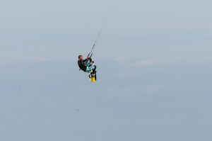 Kitesurfer jump 6